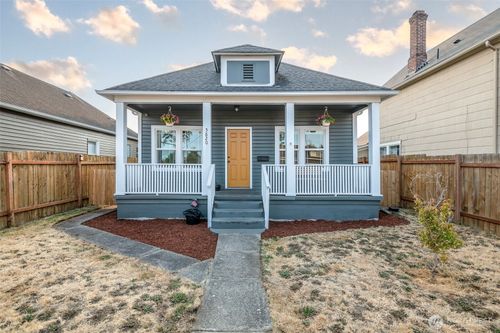 5820 S Montgomery St, Tacoma, WA, 98409-5326 | Card Image