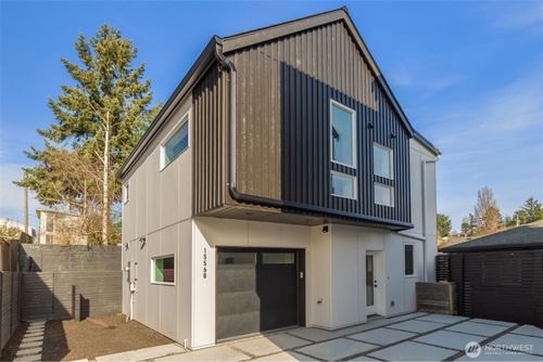 b-1556 S Pearl St, Seattle, WA, 98108-1960 | Card Image