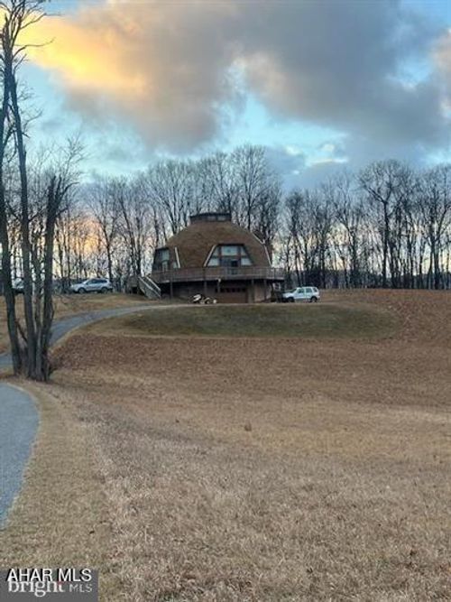 5735 Chaneysville Rd, CLEARVILLE, PA, 15535-7643 | Card Image