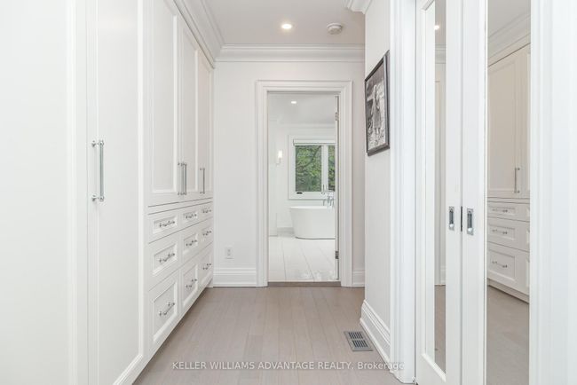 37 Farnham Ave, House other with 5 bedrooms, 5 bathrooms and 1 parking in Toronto ON | Image 25