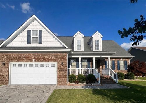 174 Harlon Ct, Raeford, NC, 28376-9221 | Card Image