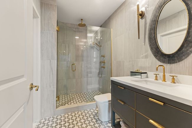 UNIT-914 - 301 Demonbreun St, Condo with 2 bedrooms, 2 bathrooms and 2 parking in Nashville TN | Image 11