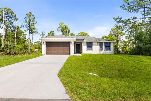 923 Alcalde St, Lehigh Acres, FL, 33974-9656 | Card Image