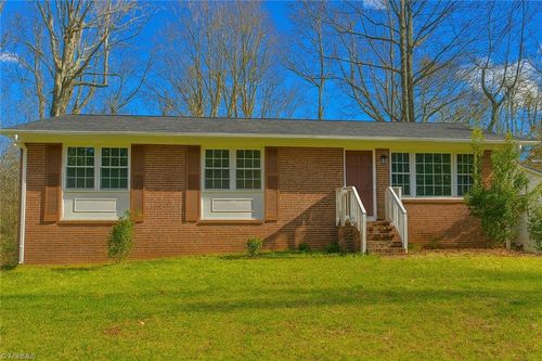 310 Foxcroft Dr, Winston-Salem, NC, 27103-6118 | Card Image