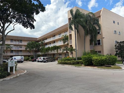 409-10422 Nw 24th Pl, Sunrise, FL, 33322-6386 | Card Image