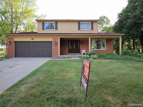 5363 English Dr, Troy, MI, 48085-4005 | Card Image