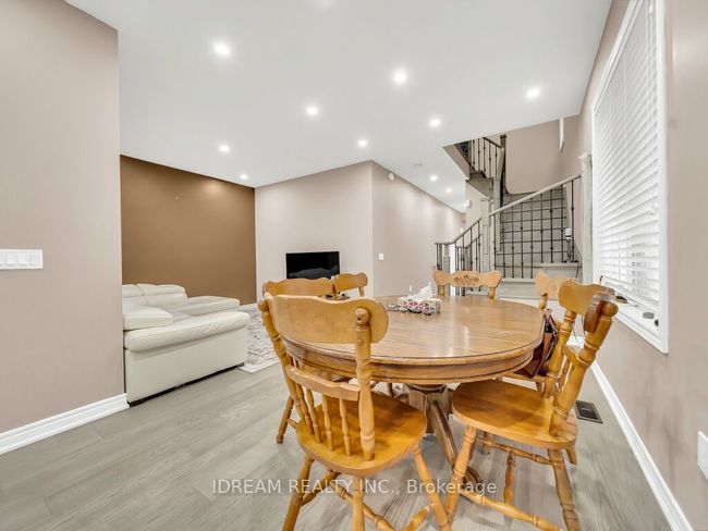 7 Icefall Rd, House attached with 3 bedrooms, 3 bathrooms and 2 parking in Caledon ON | Image 11