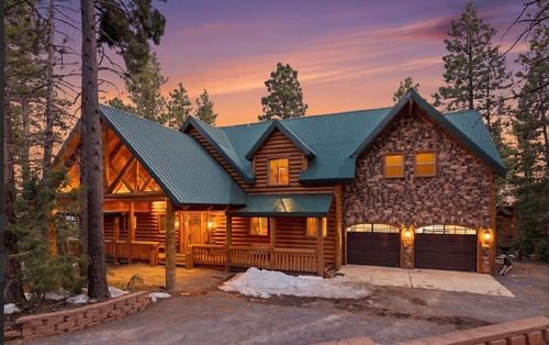 1360 E South Mossberg Rd, Duck Creek Village, UT, 84762 | Card Image