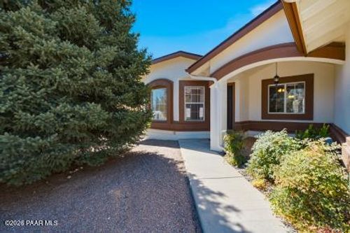 11113 E Navajo Dr, Dewey-Humboldt, AZ, 86327-5617 | Card Image