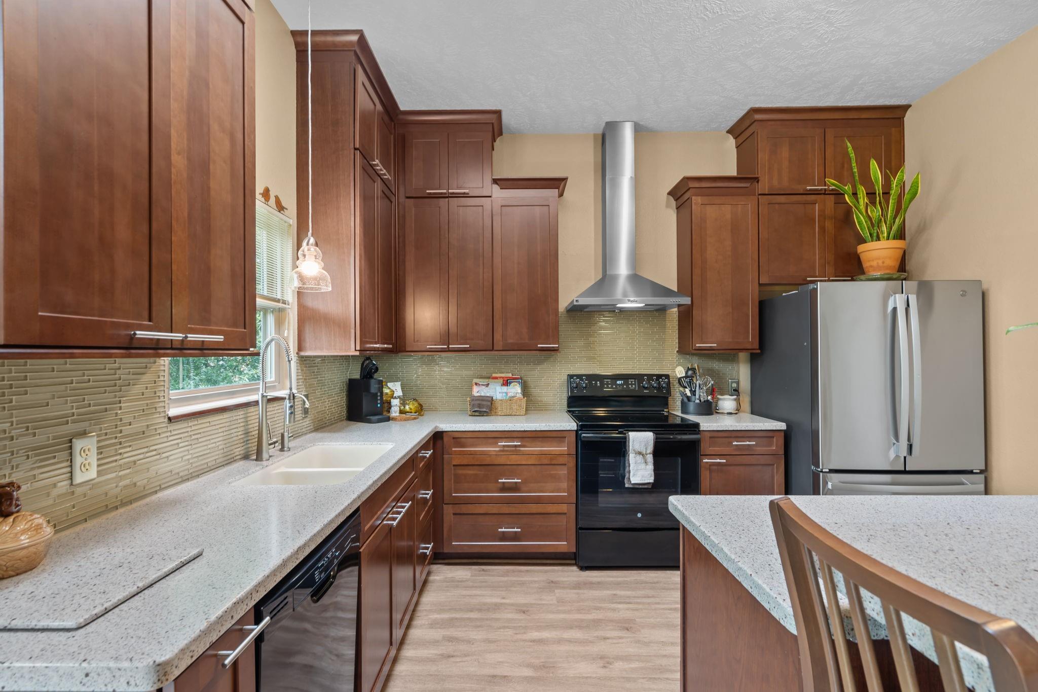 Residential in Shoreacres 2