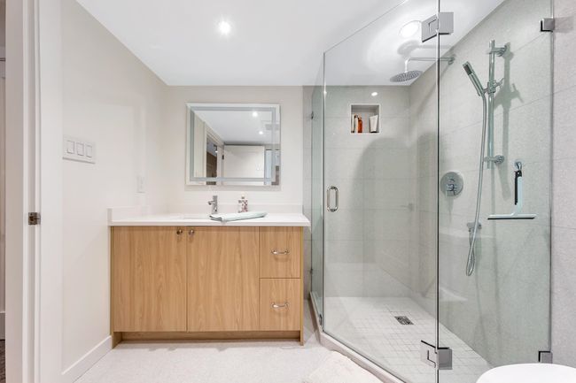 102 - 1860 W 6 Th Ave, Townhouse with 2 bedrooms, 1 bathrooms and 1 parking in Vancouver BC | Image 27