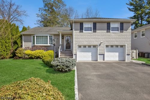 27 Garden Oval, Springfield, NJ, 07081-1803 | Card Image