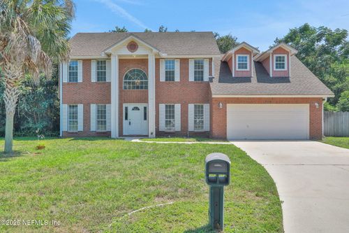 806 Cherry St, Neptune Beach, FL, 32266-6604 | Card Image