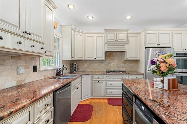 8124 Glengarriff Rd, House other with 4 bedrooms, 4 bathrooms and null parking in Clemmons NC | Image 13