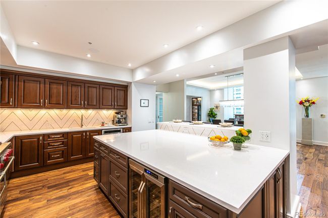 UNIT-1907 - 1891 Curtis St, Condo with 3 bedrooms, 4 bathrooms and 3 parking in Denver CO | Image 5
