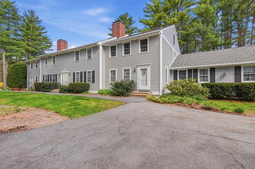 5-18 Boulder Brook Dr, Exeter, NH, 03833-4442 | Card Image