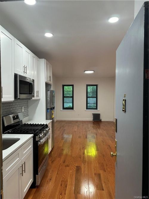 apt-2c-145 Morningside Ave, New York, NY, 10027-4345 | Card Image