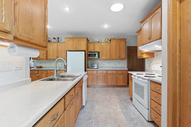 1374 Angels Path, House other with 5 bedrooms, 4 bathrooms and null parking in LEDGEVIEW WI | Image 19