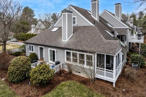 81-38 Green Heron Ln, Nashua, NH, 03062-2219 | Card Image