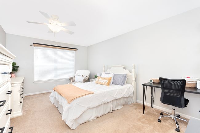 404 Bower Ln, House other with 5 bedrooms, 3 bathrooms and null parking in Oswego IL | Image 26