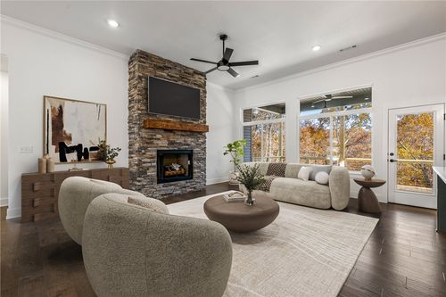 12 Woodbridge Dr, Bella Vista, AR, 72714-1927 | Card Image