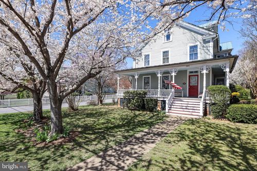 301 E Main St, PURCELLVILLE, VA, 20132-3169 | Card Image