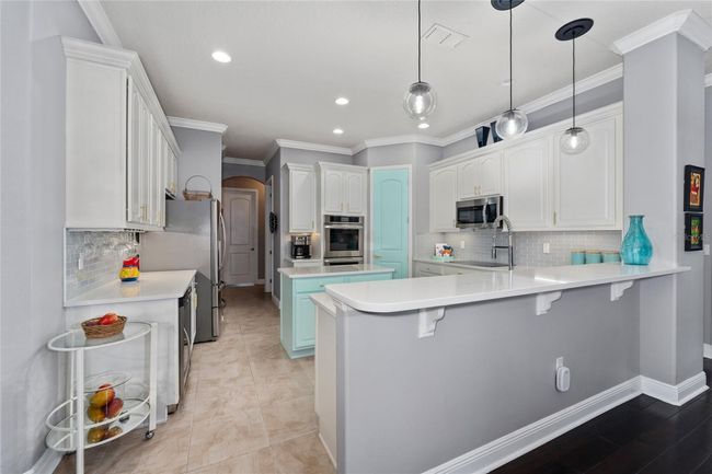 2540 Swoop Cir, House other with 5 bedrooms, 3 bathrooms and null parking in KISSIMMEE FL | Image 7