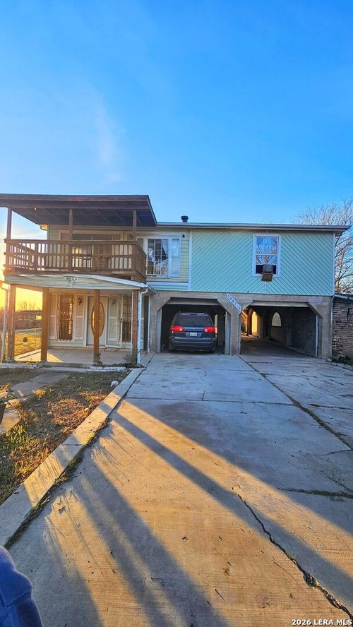 1007 Novella, Adkins, TX, 78101-3352 | Card Image