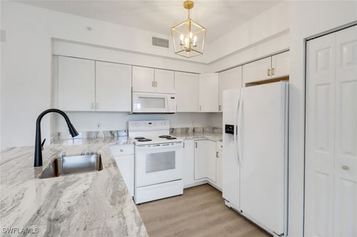 206-1190 Reserve Way, NAPLES, FL, 34105-3819 | Card Image
