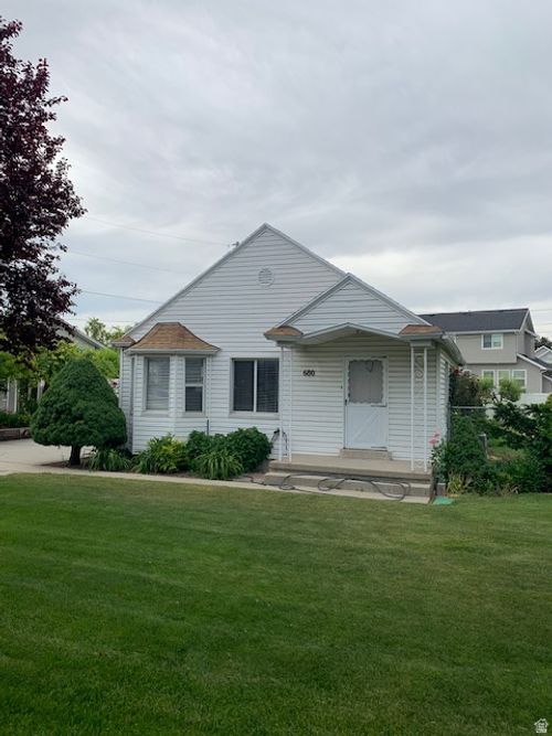 680 W 4800 S, Taylorsville, UT, 84123-4569 | Card Image