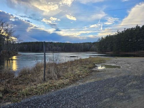 161 Pine Ridge Dr, Pownal, VT, 05261-9540 | Card Image