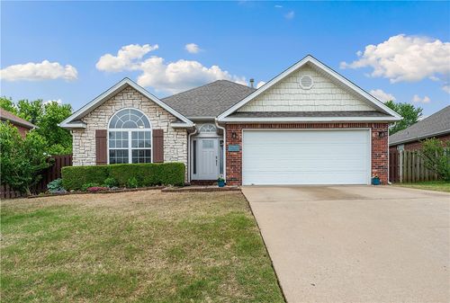 741 Golden Meadow Ave, Springdale, AR, 72764-6650 | Card Image