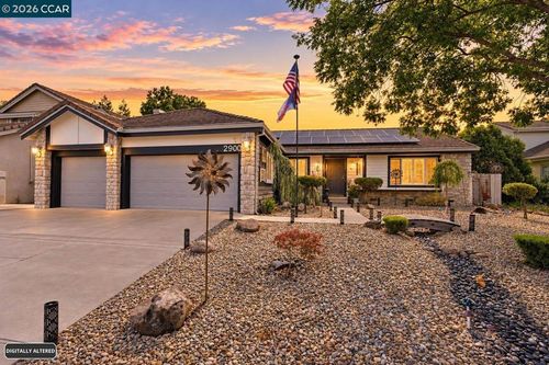 2900 Candleberry Way, Fairfield, CA, 94533-7090 | Card Image