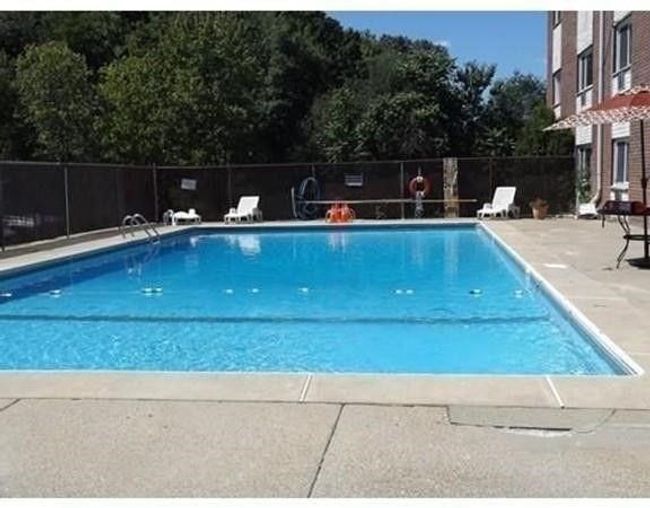 APT-5B - 215 Winter St, Condo with 1 bedrooms, 1 bathrooms and 1 parking in Weymouth MA | Image 7