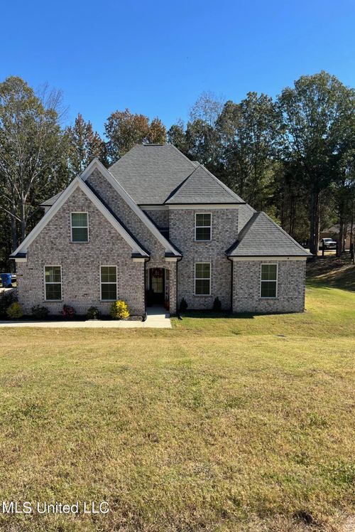 214 E Byhalia Creek Farms Road, Byhalia, MS, 38611 | Card Image