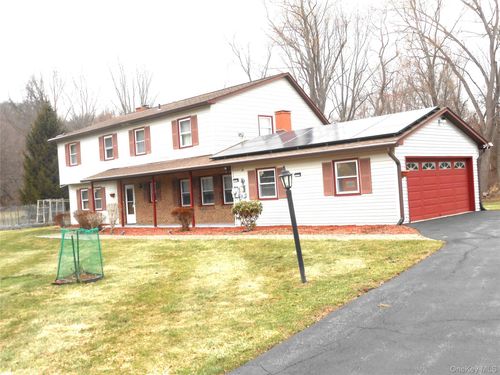18 Stephen Drive, East Fishkill, NY, 12533 | Card Image