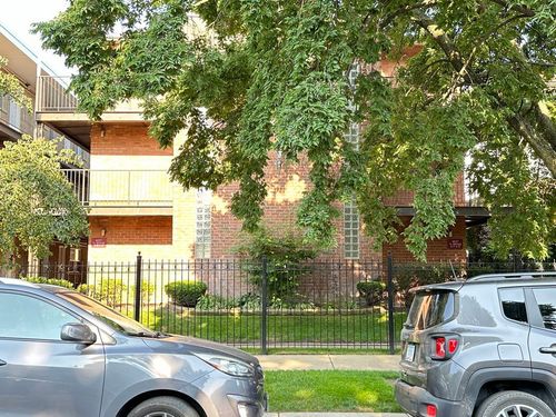 2h-4537 N Dover St, Chicago, IL, 60640-6702 | Card Image