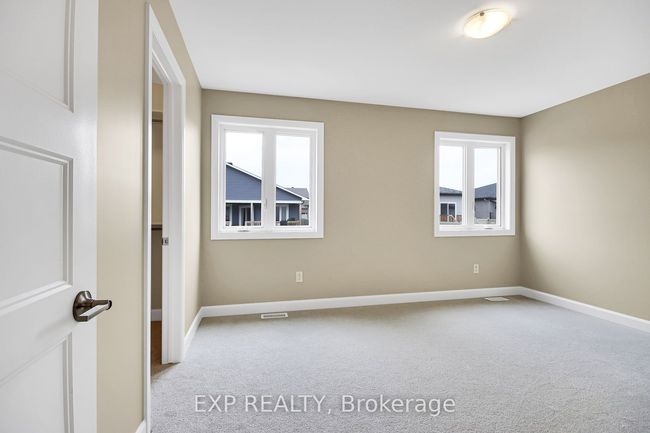 647 Parkview Terr, House other with 4 bedrooms, 4 bathrooms and 6 parking in Russell ON | Image 22