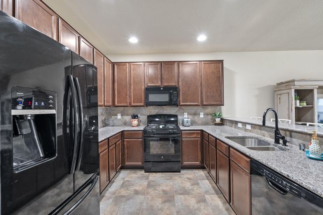2678 Elm Crossing Trl, House other with 4 bedrooms, 3 bathrooms and 2 parking in Spring TX | Image 11