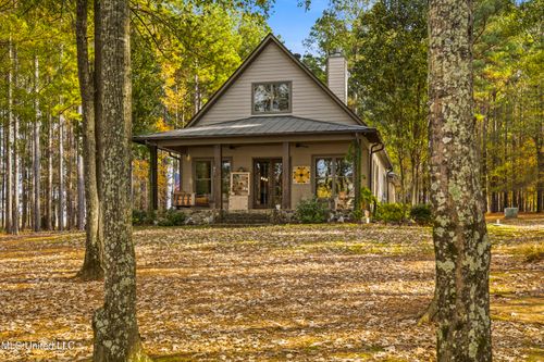 101 Lake Shore Cv, Madison, MS, 39110-4200 | Card Image