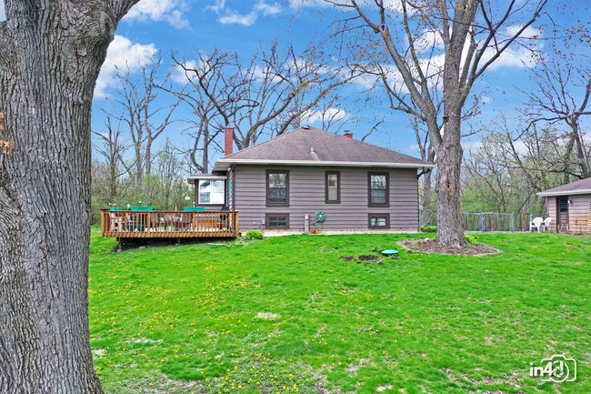 15 High Lake Ave, House other with 3 bedrooms, 1 bathrooms and 2 parking in West Chicago IL | Image 27