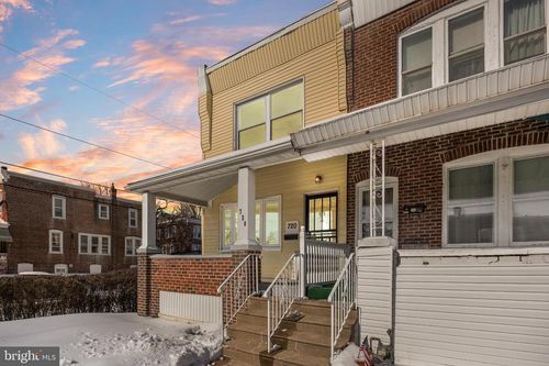 720 W 11th St, CHESTER, PA, 19013-3719 | Card Image