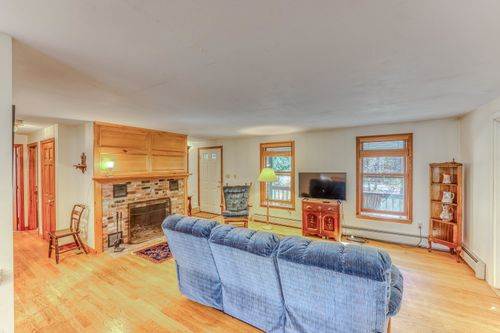 637 Wallace Hill Rd, Franconia, NH, 03580 | Card Image