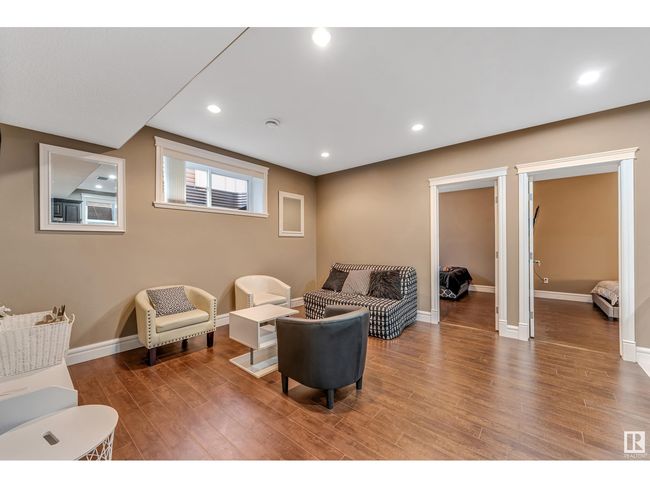16756 60 St Nw, House other with 5 bedrooms, 4 bathrooms and null parking in Edmonton AB | Image 52