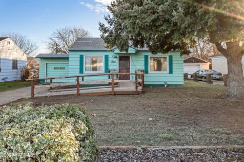 1306 W Washington Ave, Union Gap, WA, 98903 | Card Image