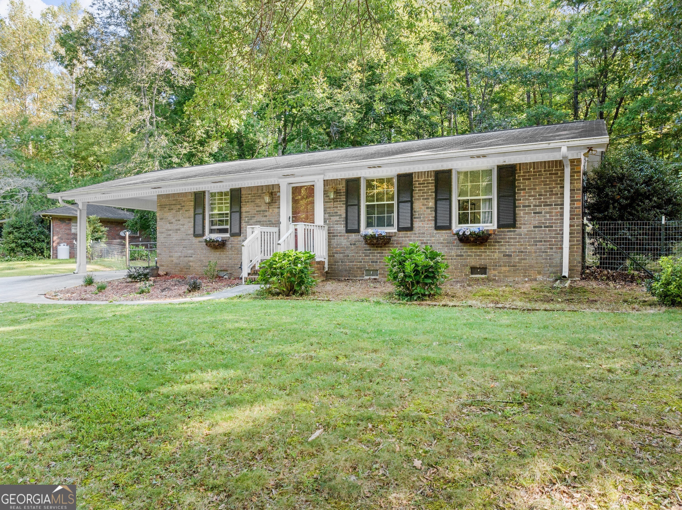Friar Tuck Rd, Clarkesville, GA 30523