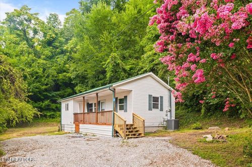 313 N 14th St, La Follette, TN, 37766-2710 | Card Image