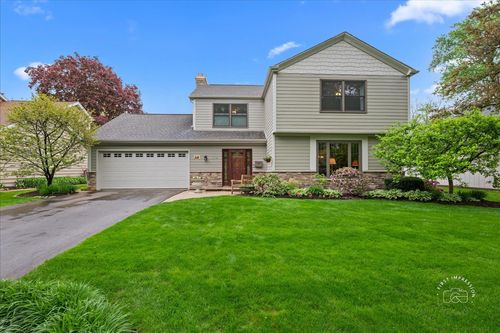 924 Royal Blackheath Ct, Naperville, IL, 60563-2304 | Card Image