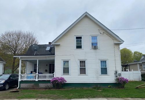 32 Myrtle St, Springfield, VT, 05156-3021 | Card Image