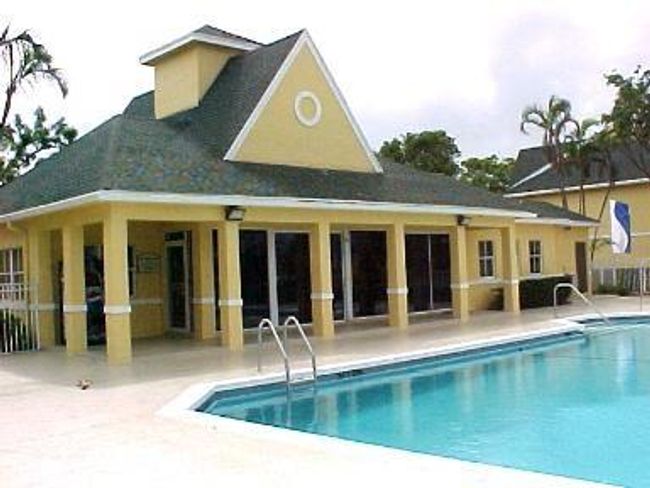APT-201 - 2823 N Course Dr, Condo with 2 bedrooms, 2 bathrooms and null parking in Pompano Beach FL | Image 24